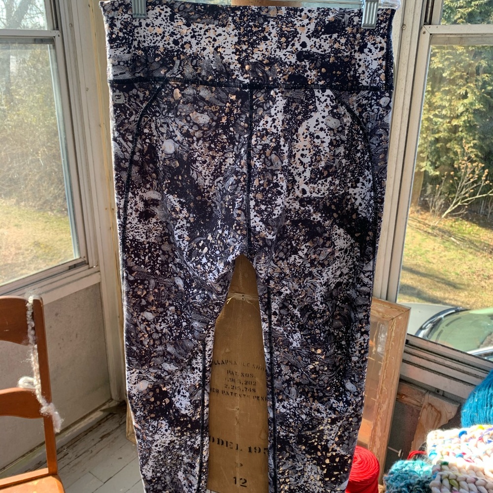 Fabletics Legging - image 2